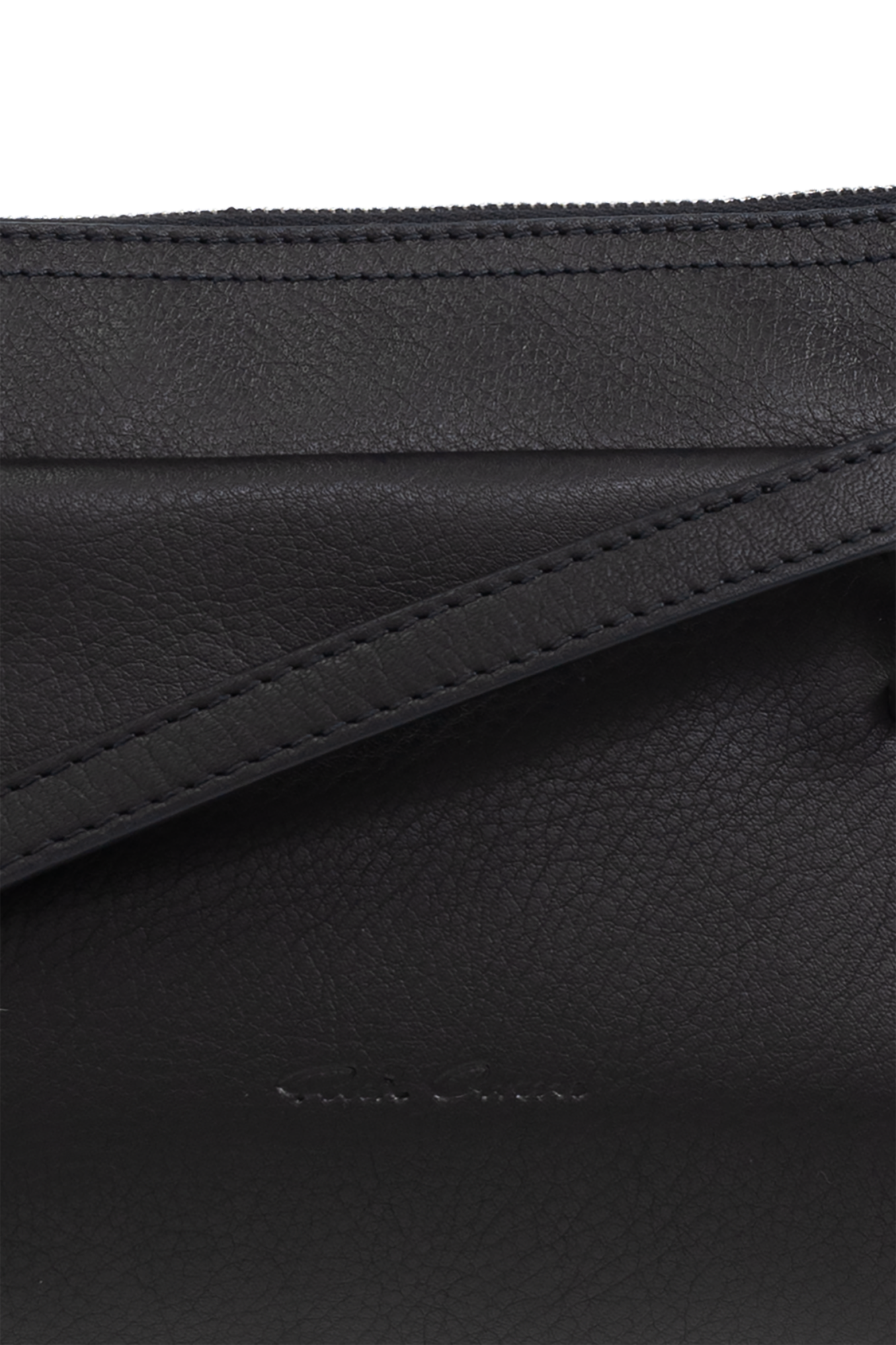 It's a Bag Affair in Our Latest Editorial | Men's Bags It's a Bag Affair in Our Latest Editorial | Men's Bags